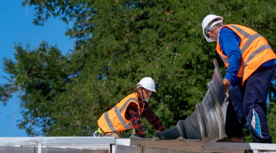 Professional Flat Roofing Installation in Metcalf, IL